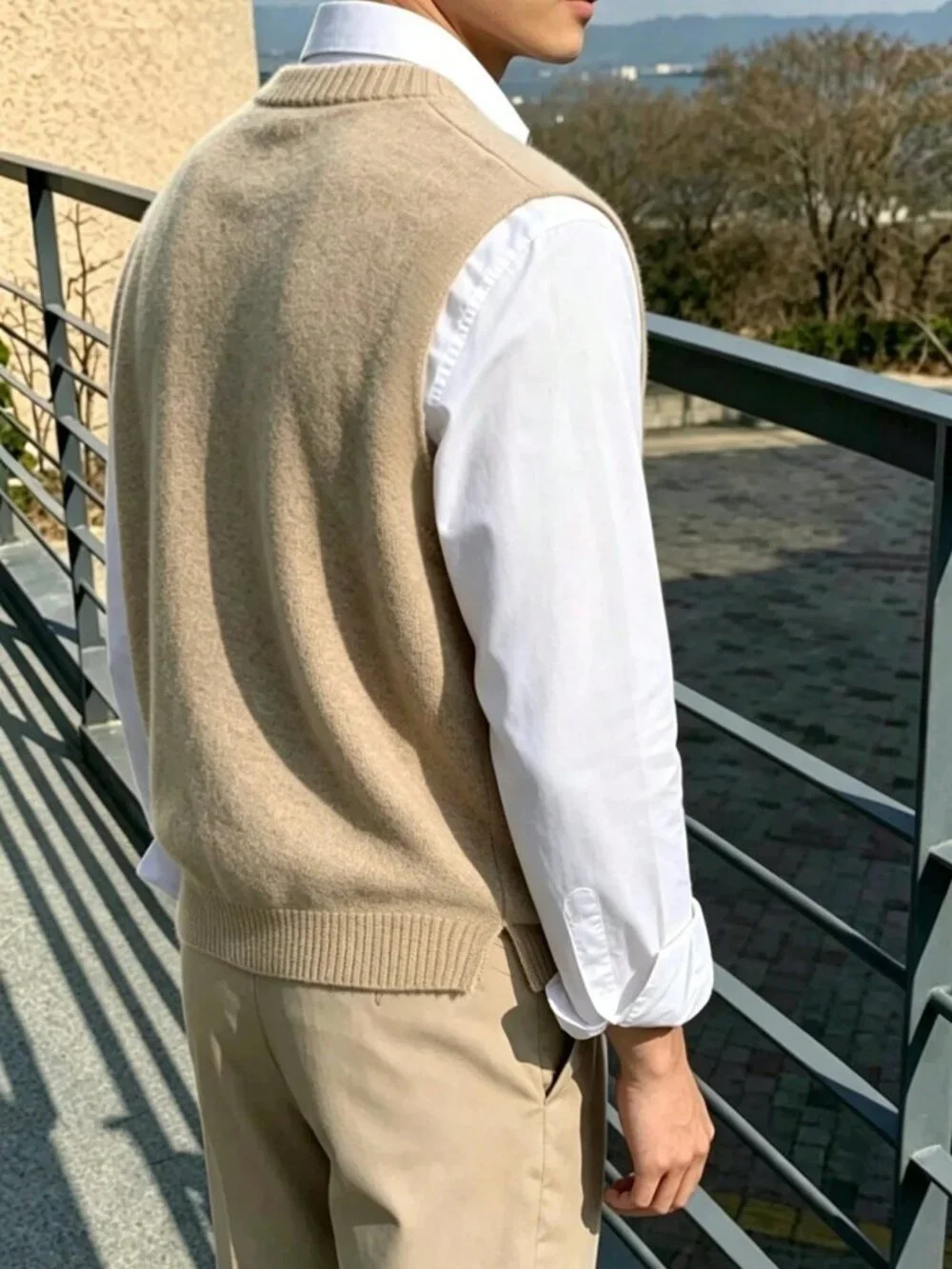 Khaki Casual Men's V-Neck Rib-Knit Split Unlined Pullover Knit Vest